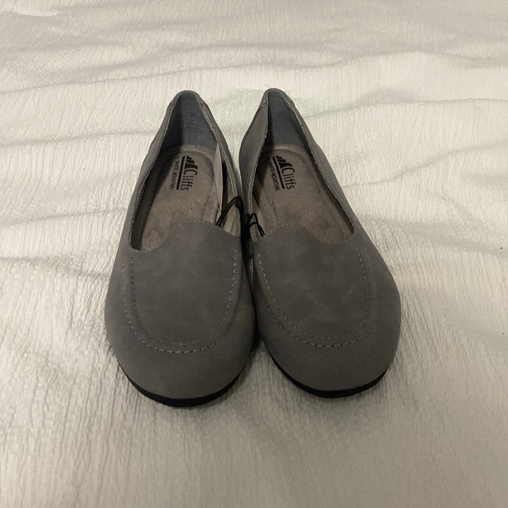 cliffs light gray comfort moccasins